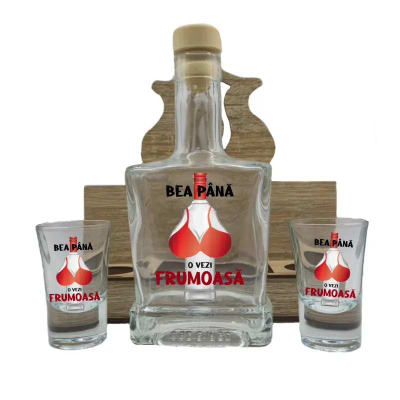 Bea pana o vezi frumoasa, suport din lemn cu sticla si 2 pahare, model hgs094